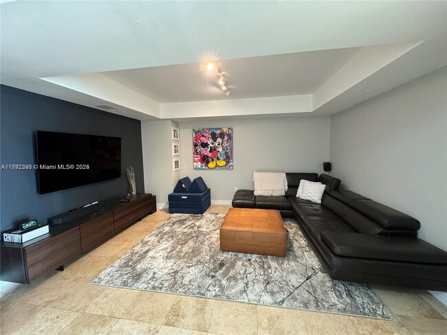 Foto del edificio - 3201 NE 183rd St