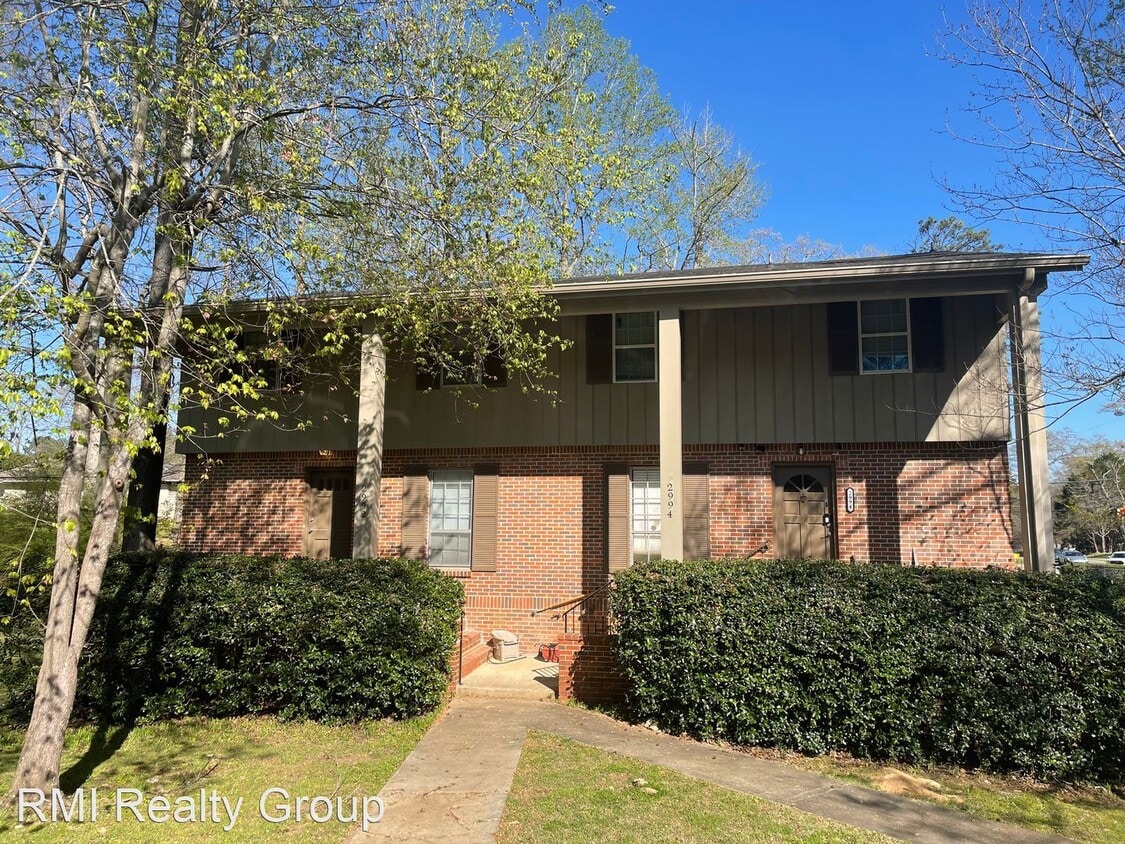 2992 Green Valley Rd, Vestavia Hills, AL 35243 House Rental in