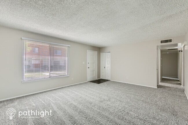 Foto del edificio - 7881 49Th Avenue, Glendale, AZ, 85301