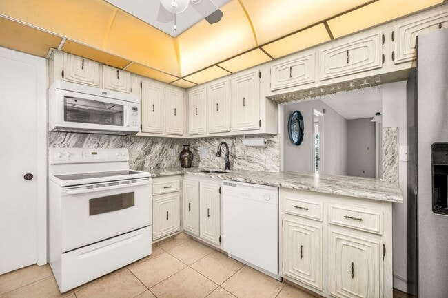 Foto del edificio - 6461 NW 2nd Ave