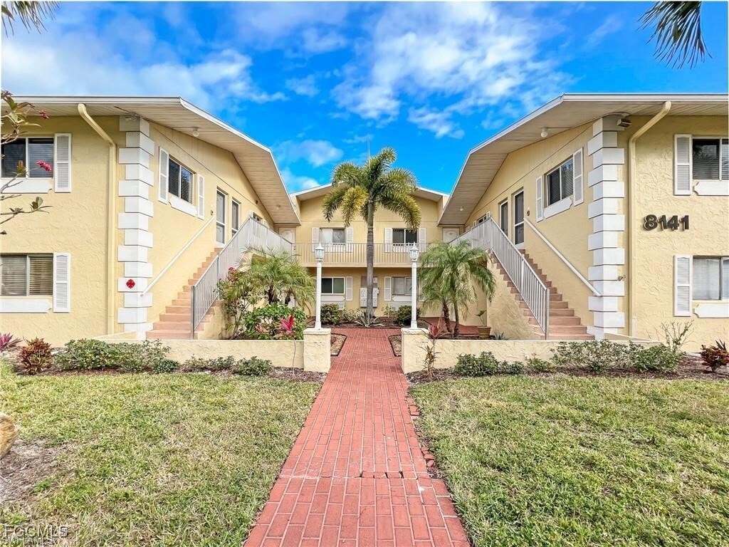 Foto principal - 8141 Country Rd