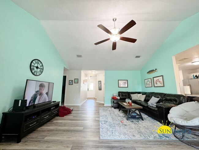 Foto del edificio - Beautiful 3 Bedroom Home in Mary Esther!