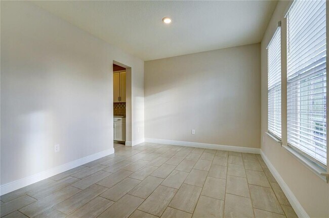 Foto del edificio - 17719 Gulf Rnch Pl