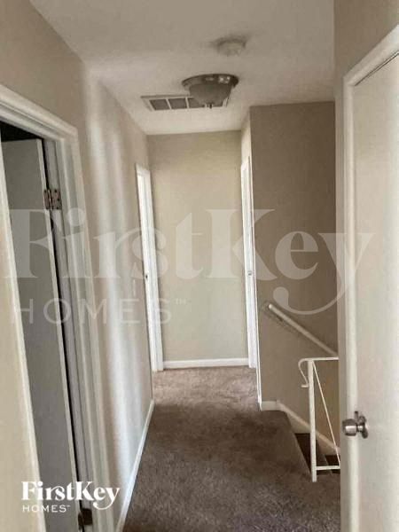 Foto del edificio - 2 Devon Ct