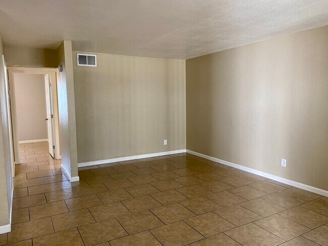 Foto del edificio - 349 N 11th St