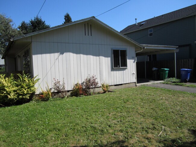 Building Photo - Mississippi/Williams 3 Bedroom Ranch House...