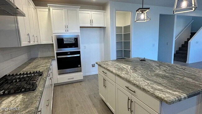 Building Photo - 13412 W Eagle Feather Rd