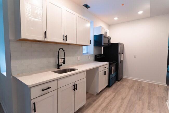 Foto del edificio - 848 N 41st St