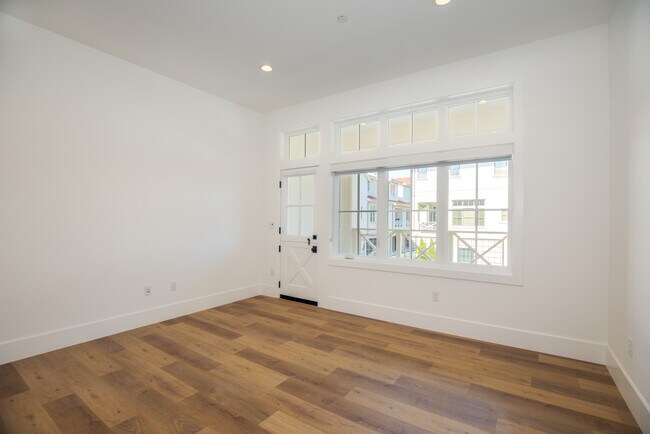 Building Photo - 168 Lottie Ln