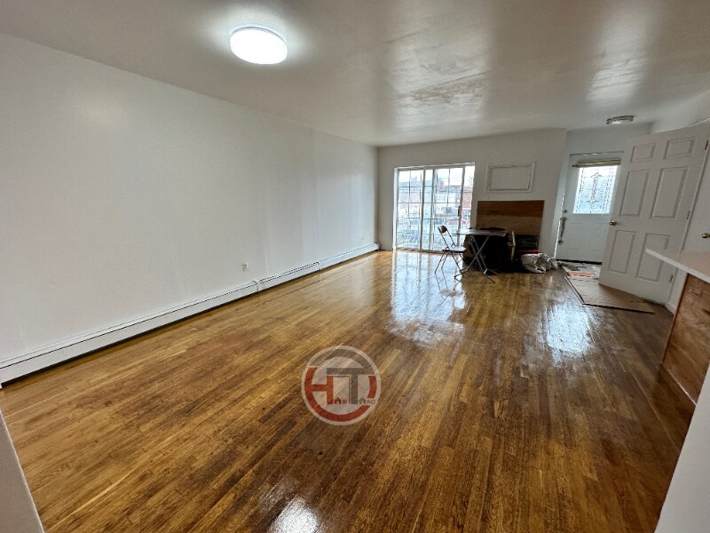 3233 Philip Ave Unit 2, The Bronx, NY 10465 Room for Rent in The