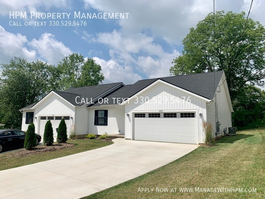 Primary Photo - Newly Built Duplex in Perry For Rent!