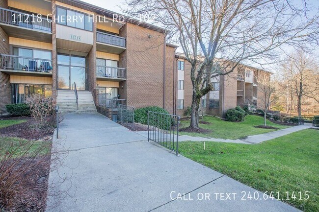 Foto del edificio - 11218 Cherry Hill Rd