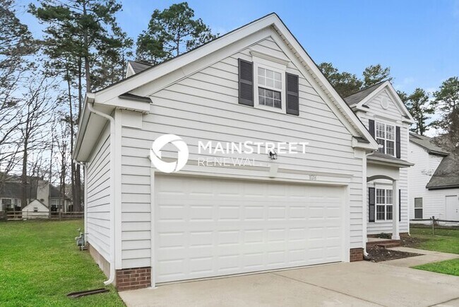 Foto del edificio - 3 Bedroom Pet-Friendly Home in Charlotte, NC with Main Street Renewal