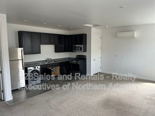 Building Photo - 2449 W Bruce Balle Dr