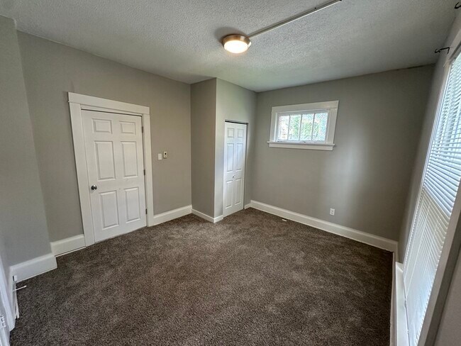 Foto del edificio - 216 15th St NE