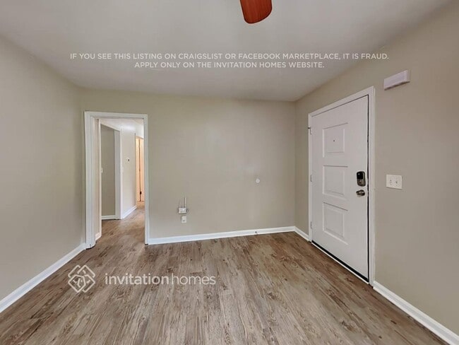 Foto del edificio - 12 Cherry Cir