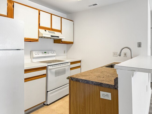 Foto del edificio - 132 Meadow Ridge Rd