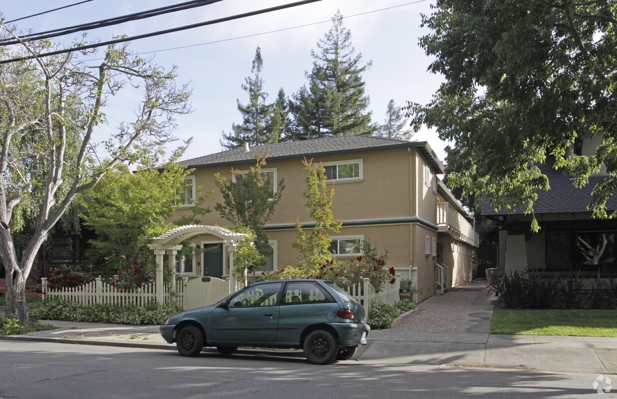 Primary Photo - 171 Bryant Street