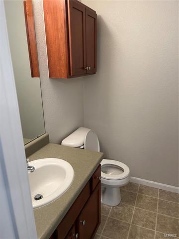 Building Photo - 823 Woodside Creek Dr