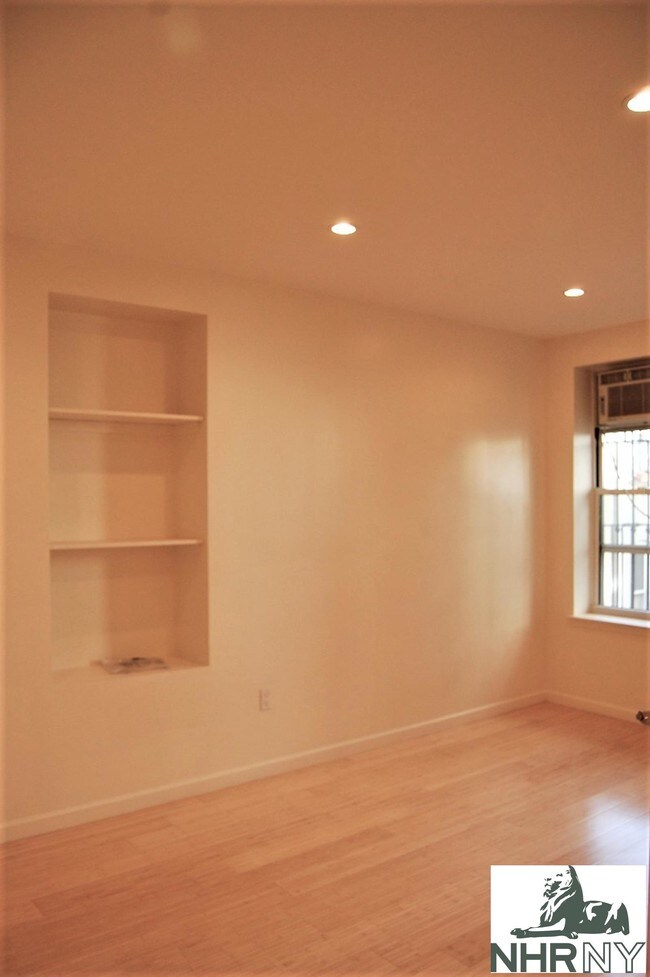 Building Photo - 247 Wadsworth Avenue