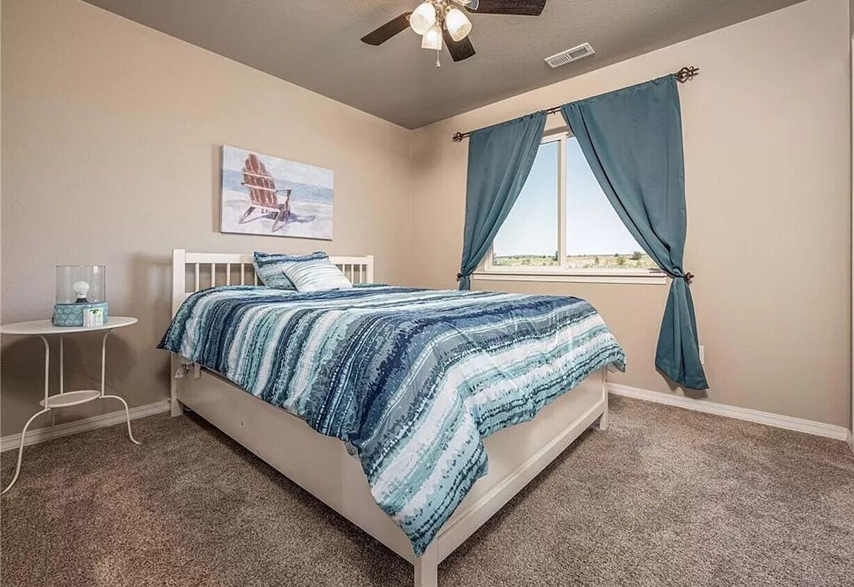 Photo - 8884 Vanderwood Road