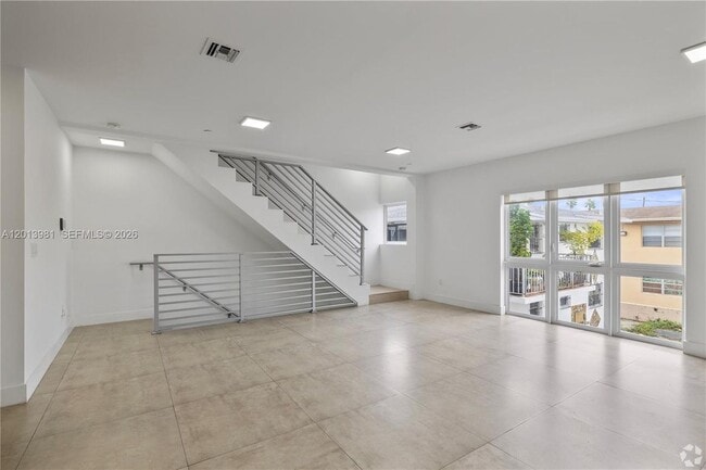 Foto del edificio - 434 SW 10th St