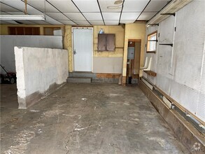 Building Photo - 25083 Woolworth St