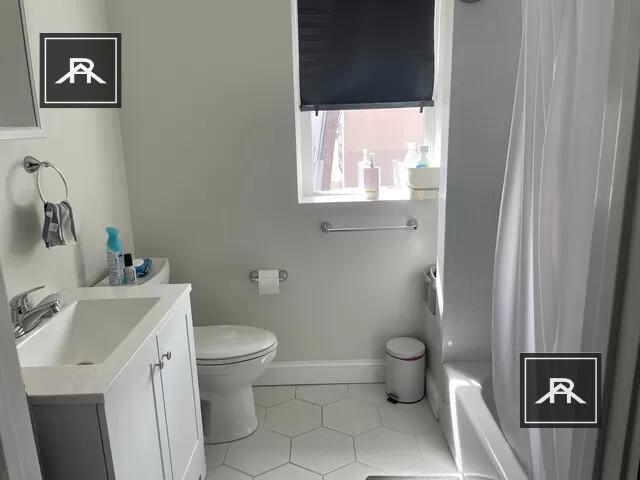 Building Photo - 4 bedroom in Allston MA 02134