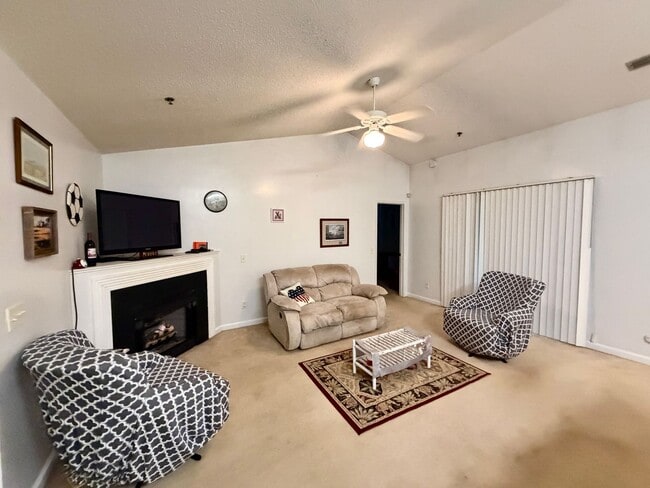 Building Photo - 1605 Willoughby Pk Ct