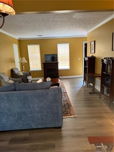 Foto del edificio - 2578 Shadowbrook Dr