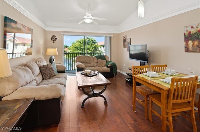 Foto del edificio - 8297 Key Royal Ln