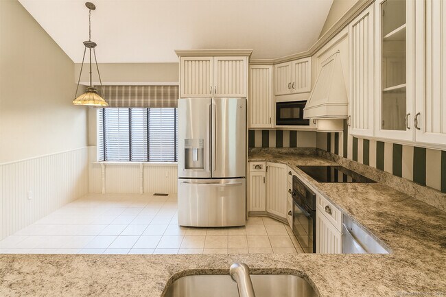 Foto del edificio - 28 Edgewood Ct