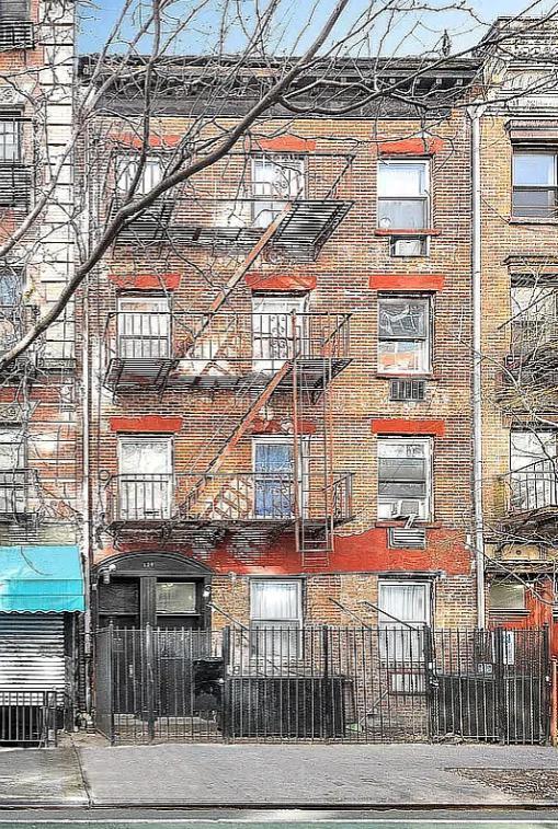 Building Photo - 430 E 13th St