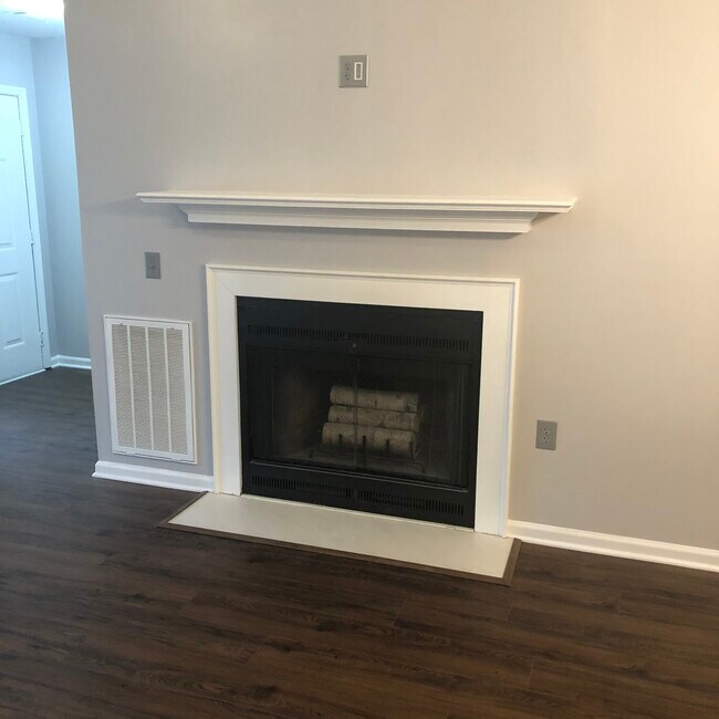 313 Grace St, Greenwood, SC 29649 Townhome Rentals in Greenwood SC