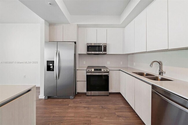 Foto del edificio - 1500 Bay Rd