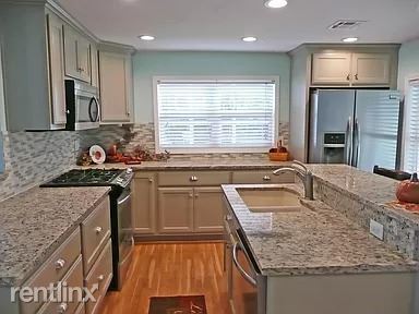 Building Photo - 3 br, 2 bath House - 10665 Wolf Creek Dr