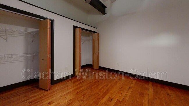 Foto del edificio - 101 E. Sixth St.