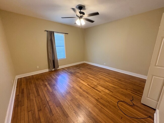 Building Photo - 138 Richard St