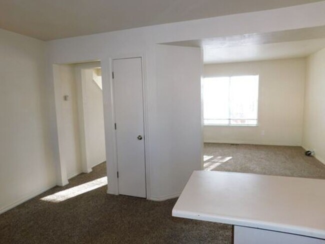 Foto del edificio - Townhome on Allegheny for rent!