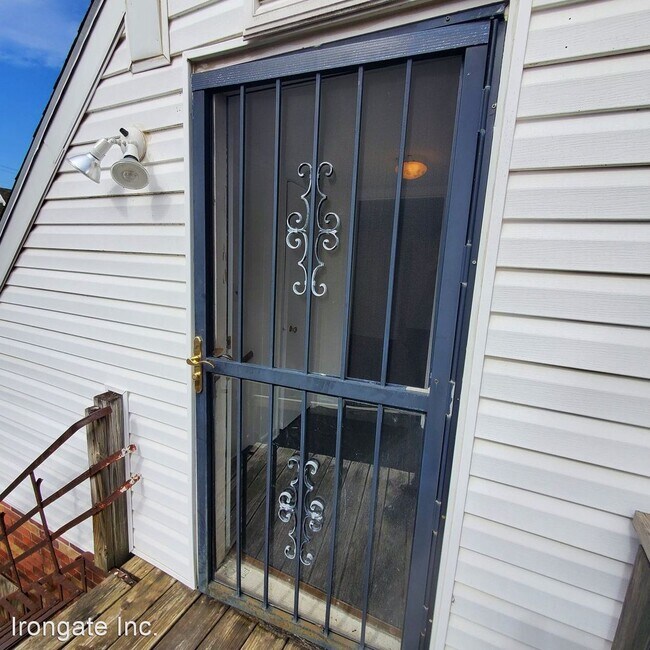 Foto del edificio - Studio, 1 bath House - 4708 N Dixie Drive