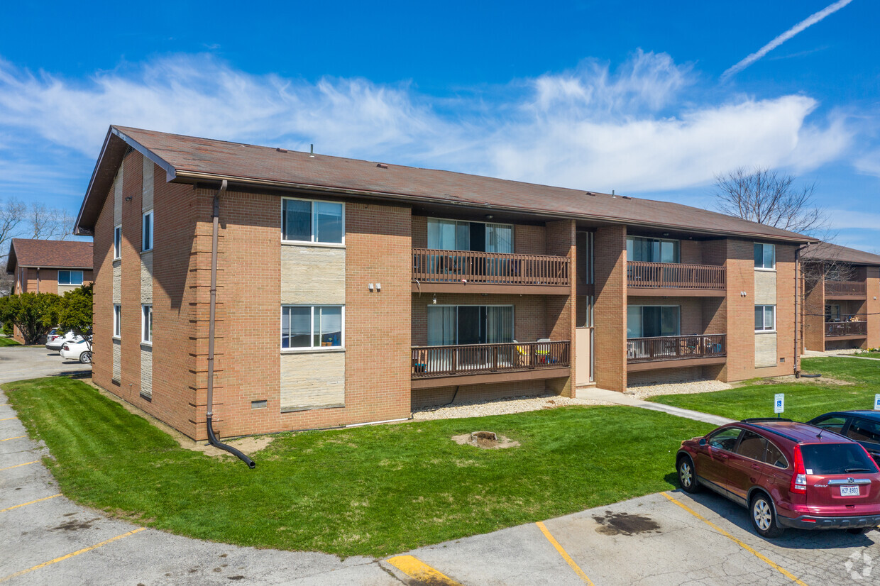 Building Photo - Findlay Garden Apartments