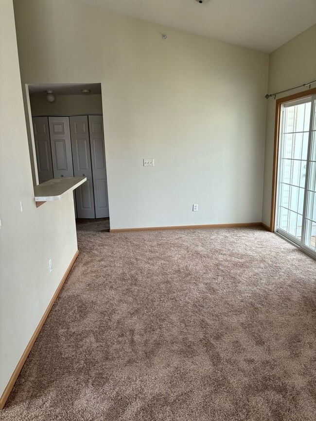 Building Photo - 148 Bertram Dr