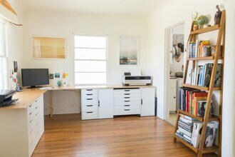 Building Photo - 46 Park Ave