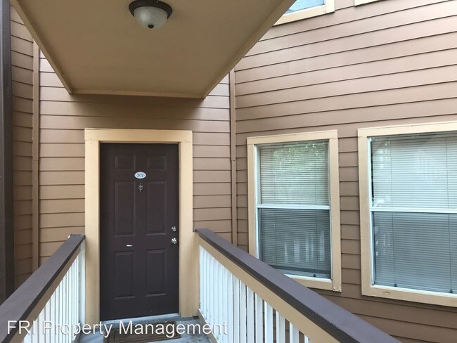 Building Photo - 494 N Pin Oak Pl