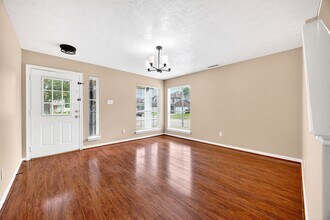 Building Photo - 15014 Middle Oaks Blvd