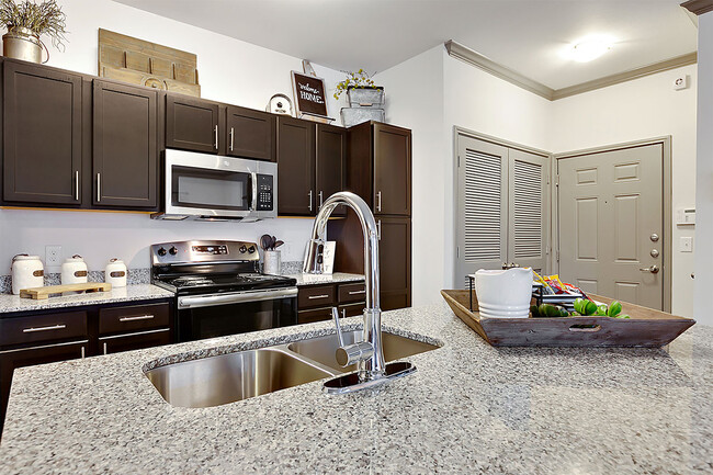 Kitchen - Ventana Plum Creek