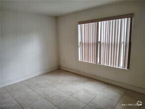 Building Photo - 5055 W Hacienda Ave