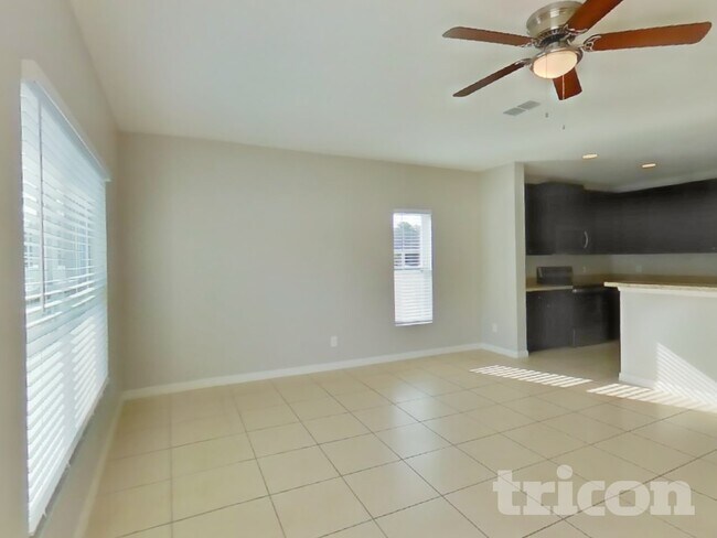 Building Photo - 2800 Glendive Dr