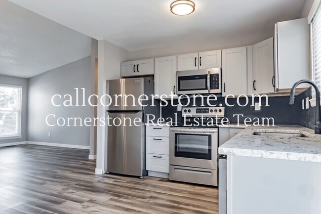 Foto del edificio - 237 Saddlemountain Rd