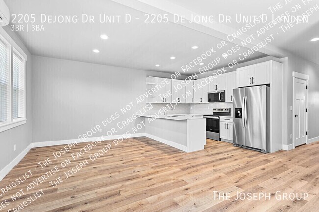 Foto del edificio - 2205 DeJong Dr